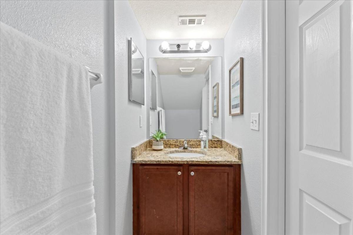 King Bed Cozy Townhouse 10 Min From Uf Villa Гейнсвил Екстериор снимка